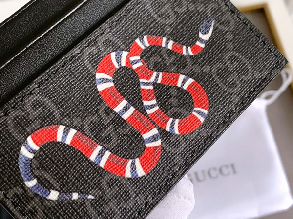 グッチ財布コピー側面デザイン